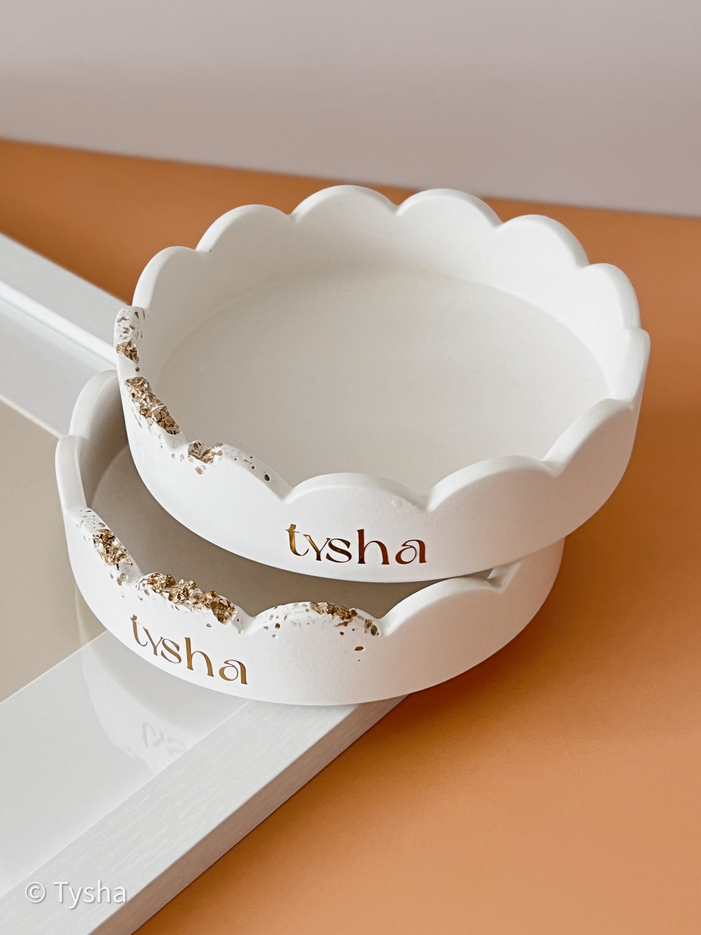 Small Round Tray KVITKA
