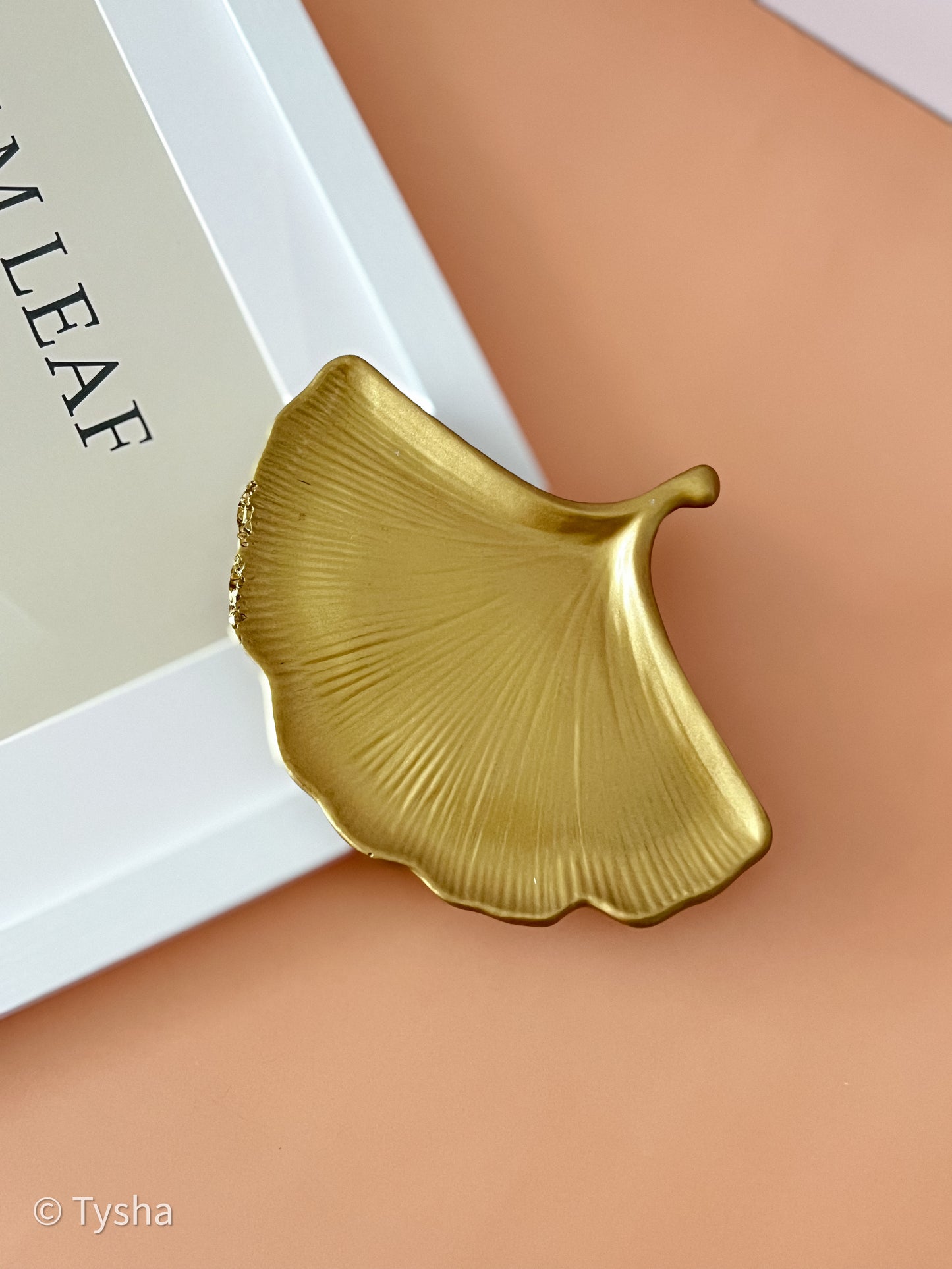Ginkgo Leaf Tray