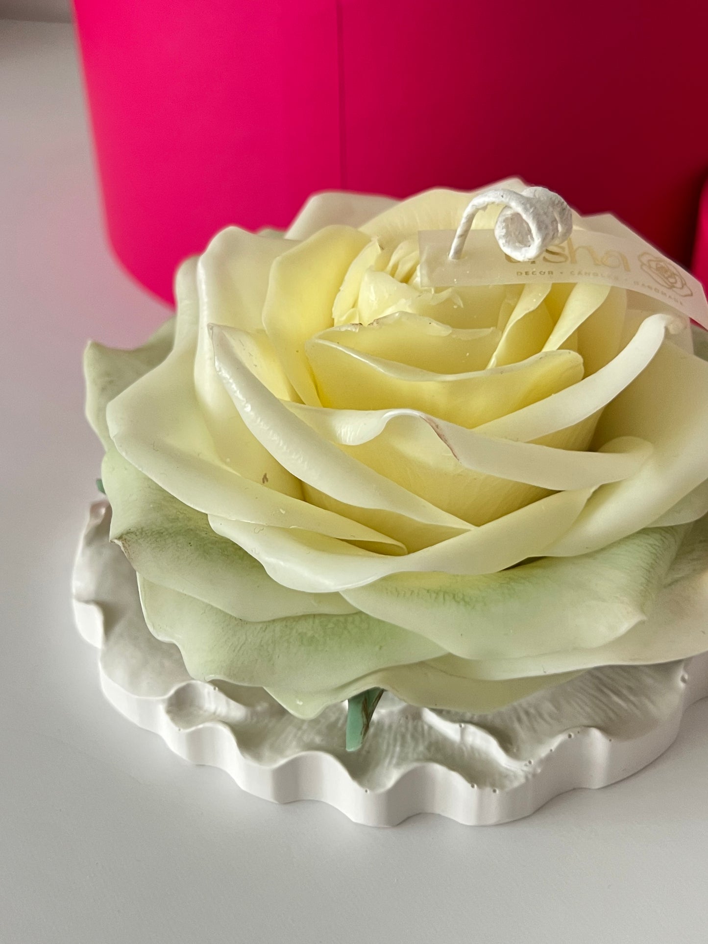 ROSE Candle realistic