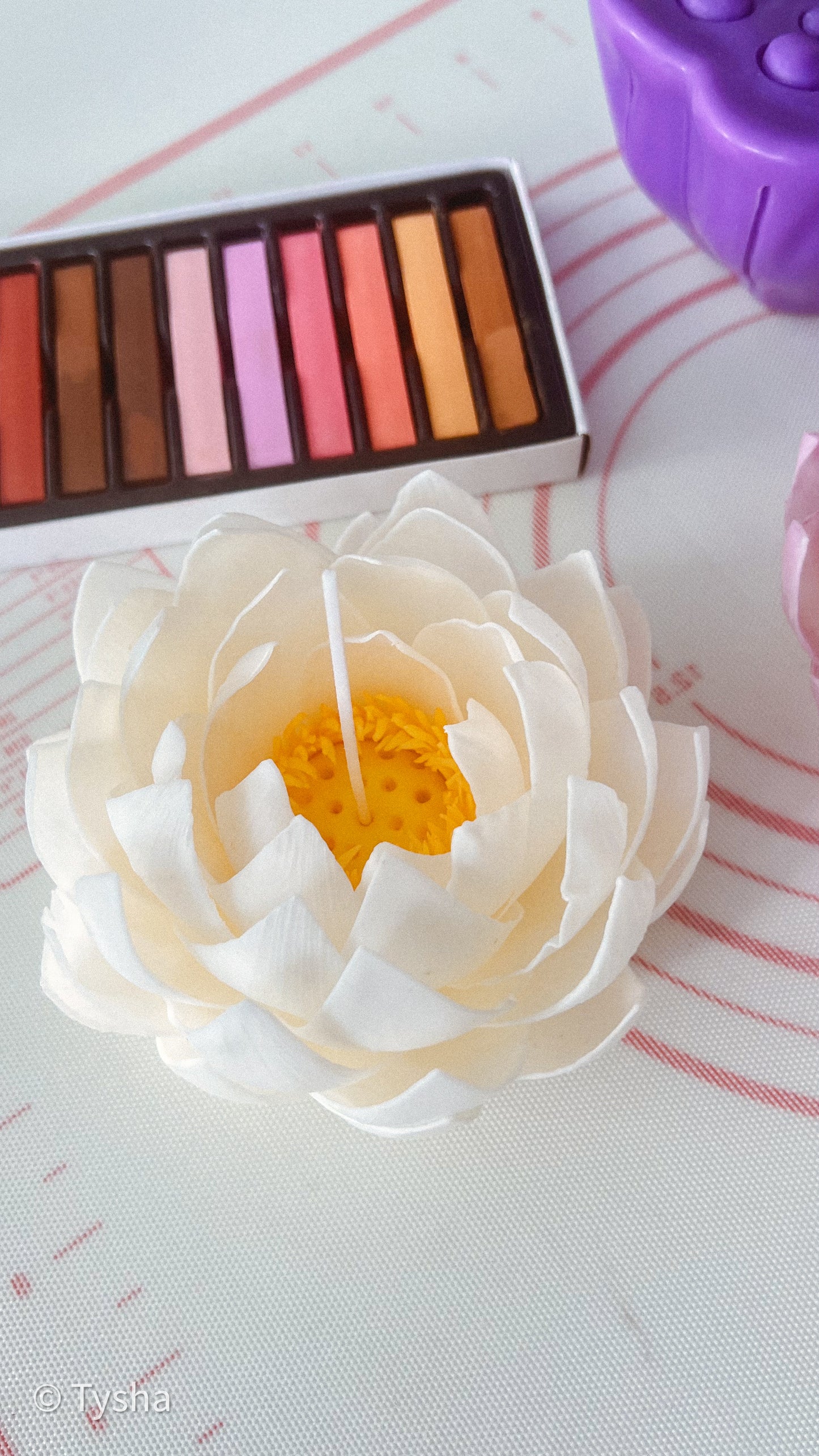 Lotus Flower Candle White
