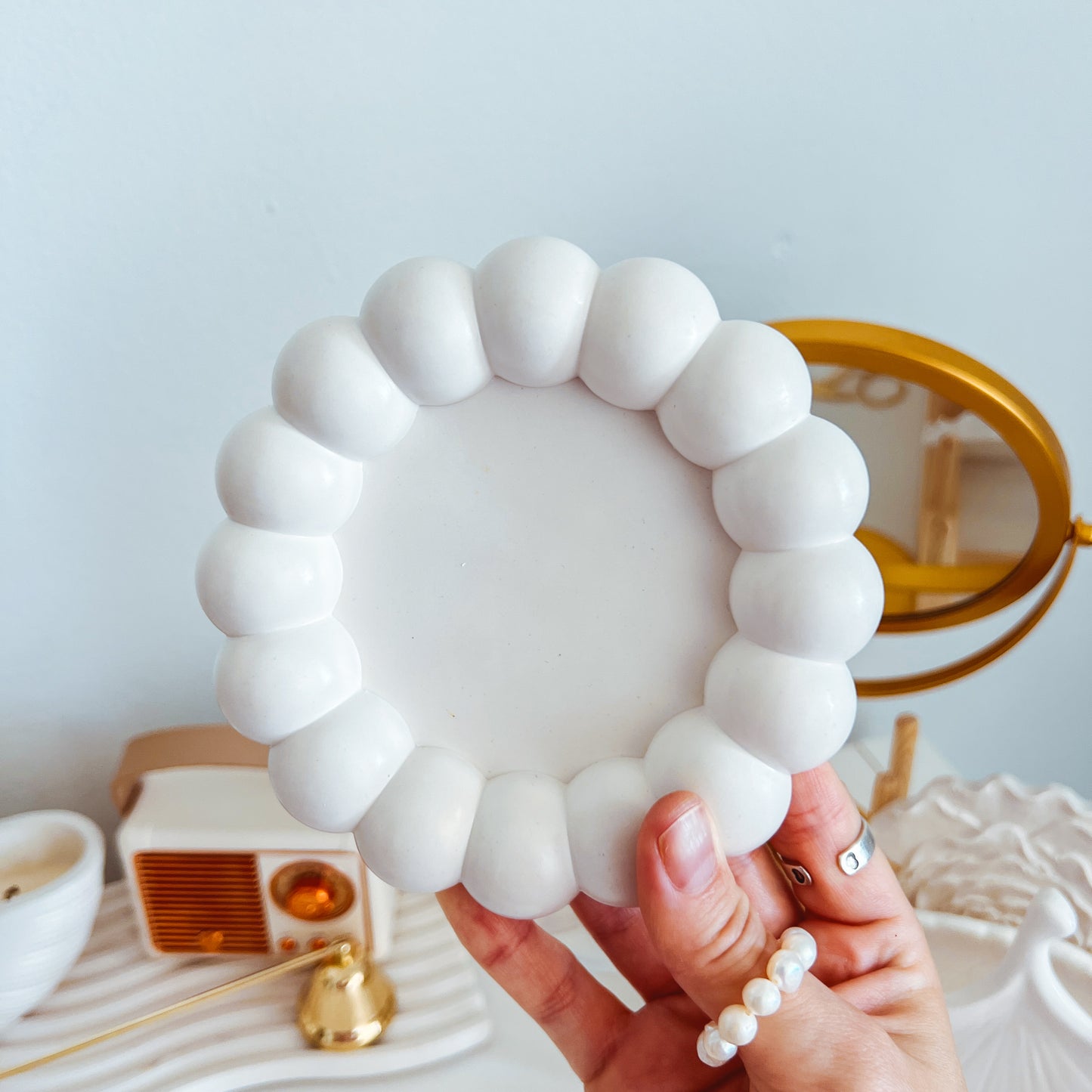 Round Tray BULBY