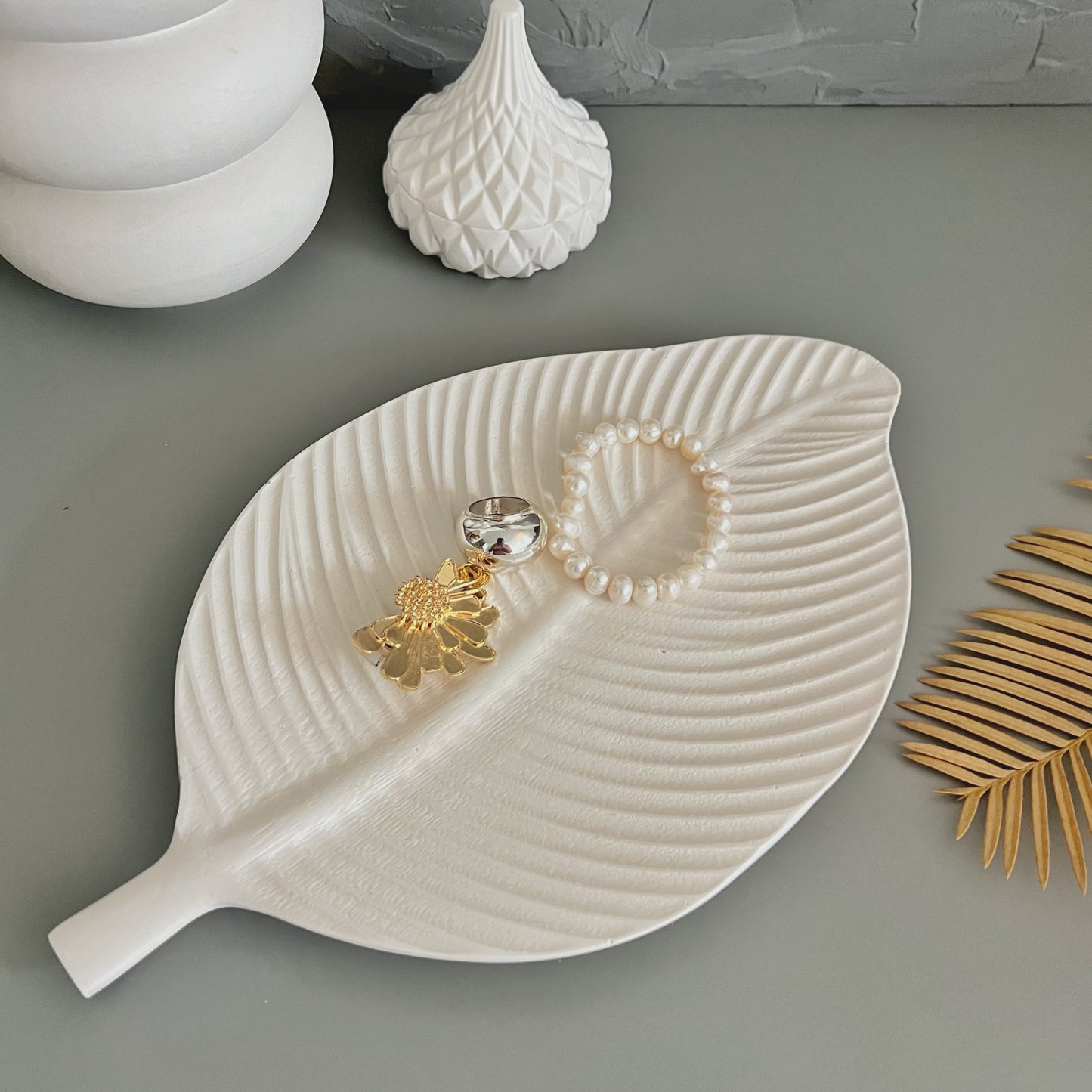 Decorative tray Leaf White