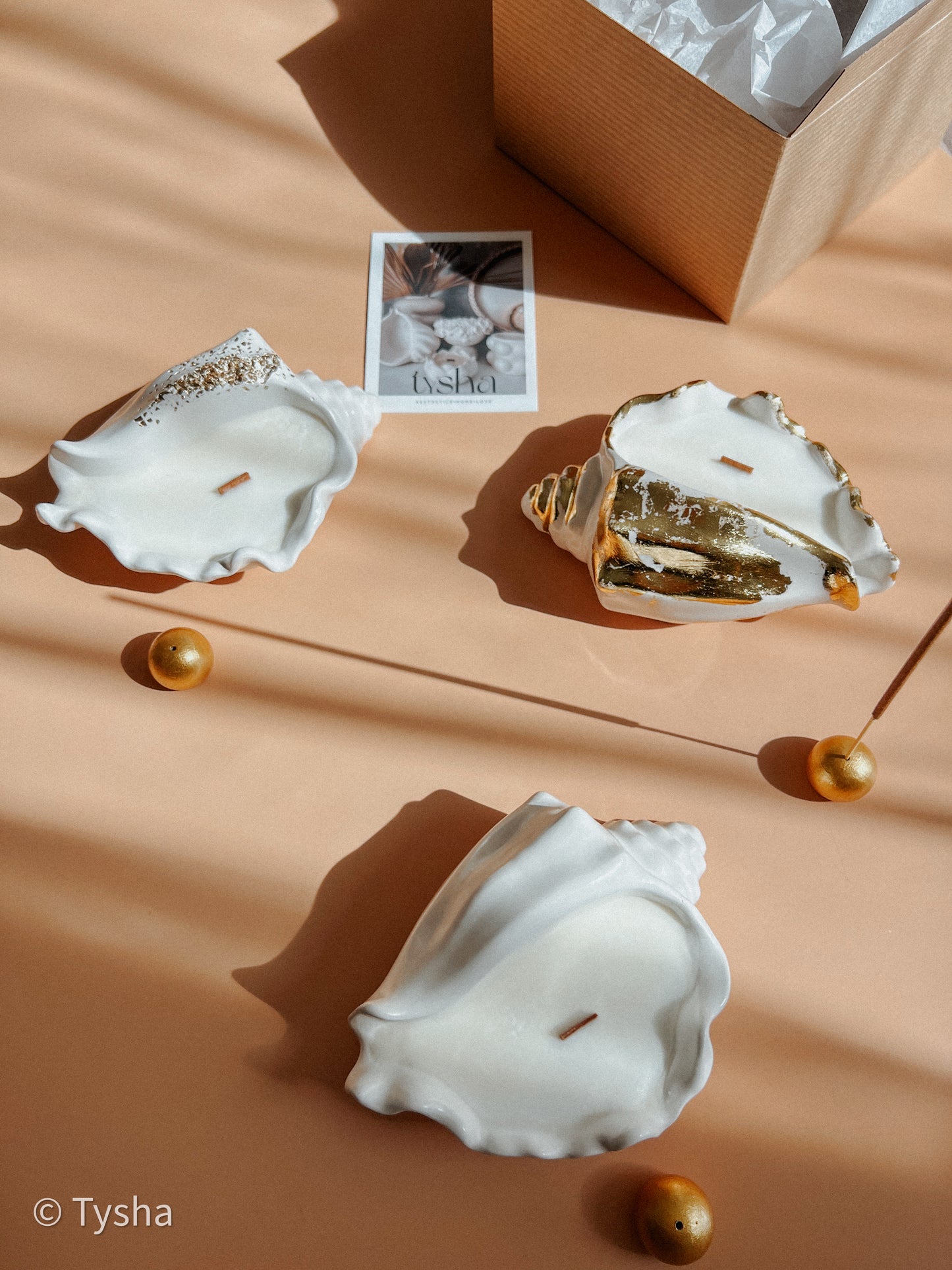 Scented Candle MUSHLY + incense stick holder