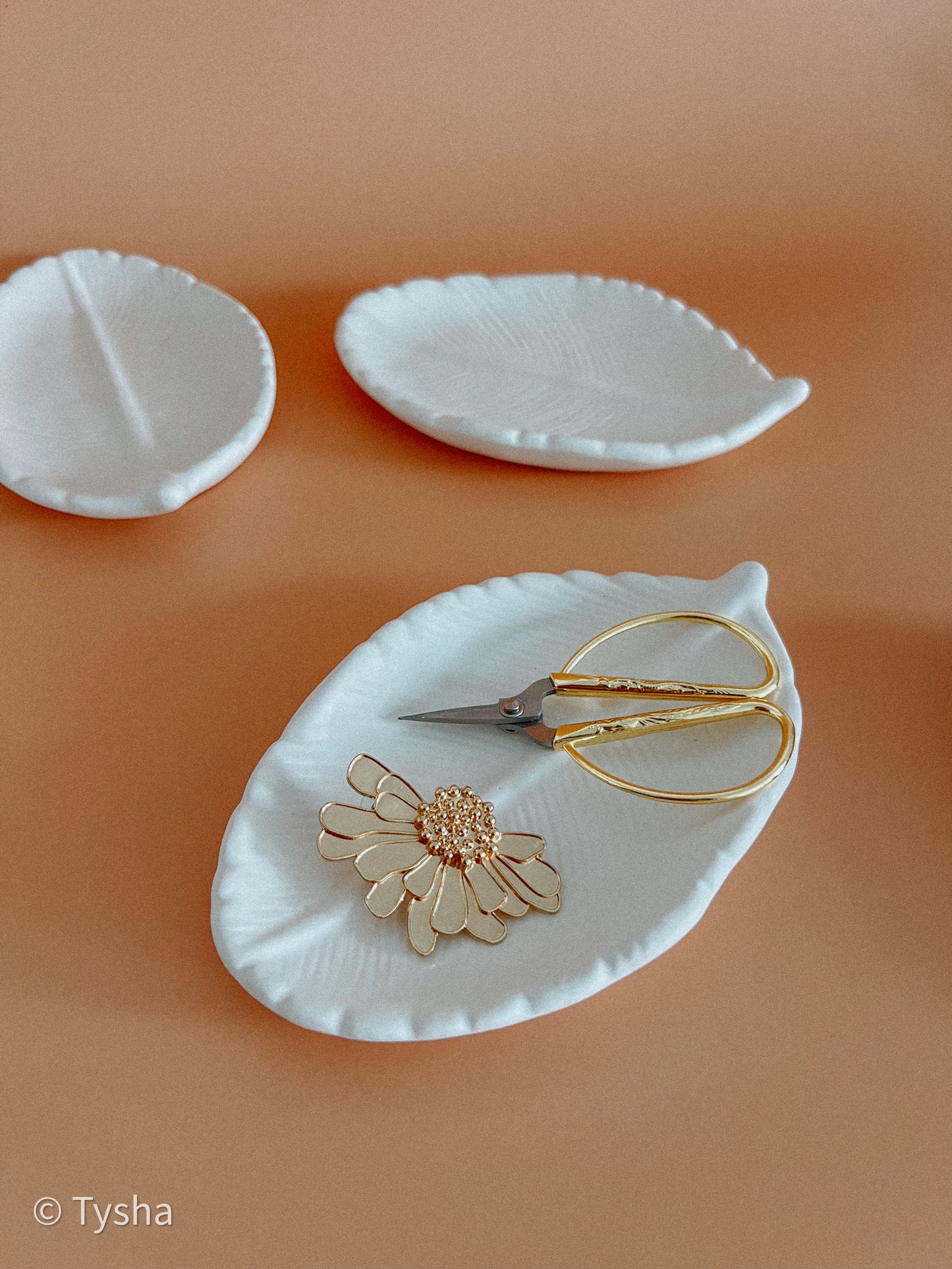 Ficus Leaf Dish