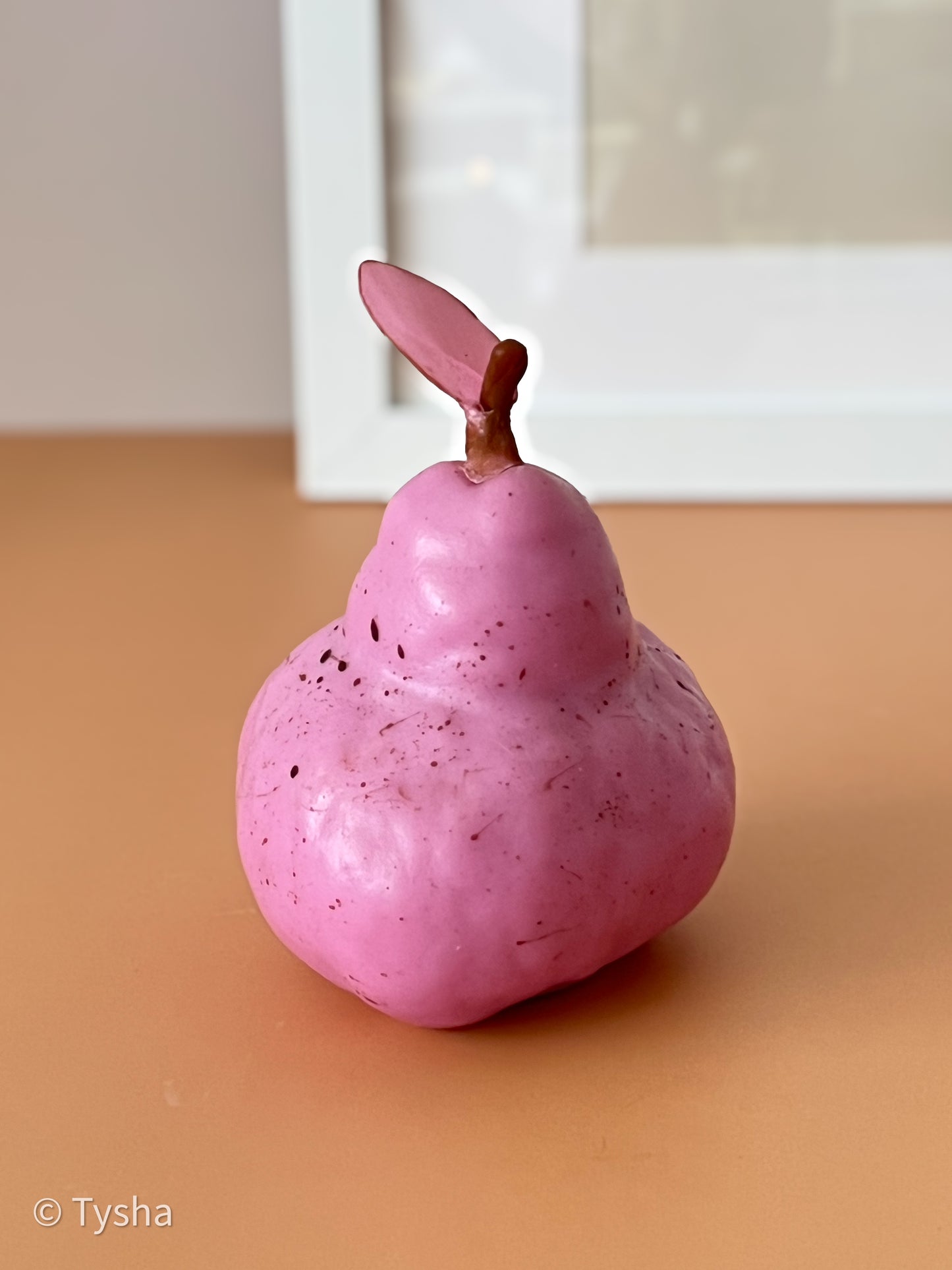 Art PEAR Candle